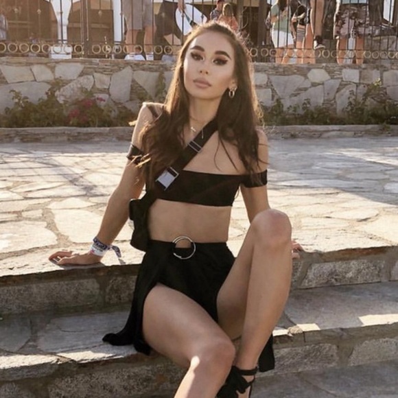 ARE YOU AM I CROP TOP - Picture 5 of 6